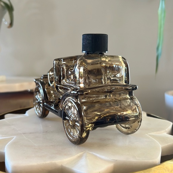Vintage Avon Reo Depot Wagon After Shave Dark Glass Decanter 1970’s Roadster Car - Picture 4 of 12